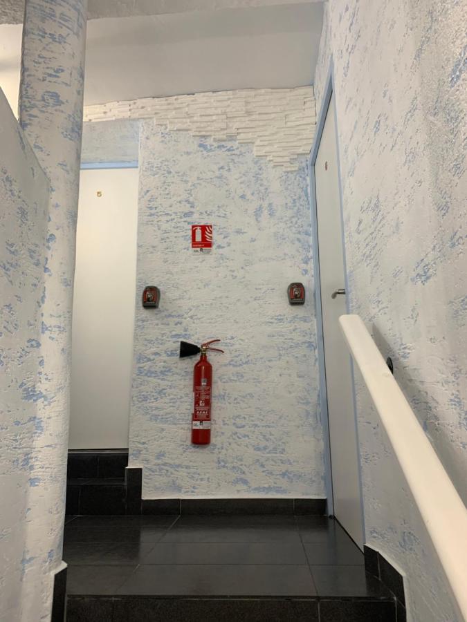 Formidable Studio Au Coeur Historique De Frejus Appartement Buitenkant foto