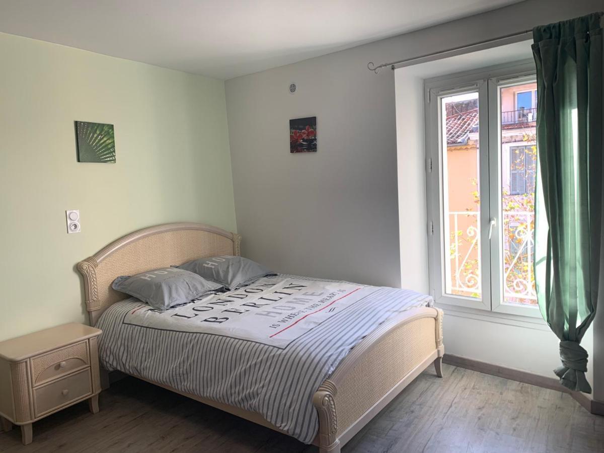 Formidable Studio Au Coeur Historique De Frejus Appartement Buitenkant foto